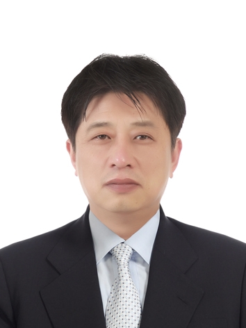 김형운 국장 前 한국신문윤리위원.한국기자협회 자정위원장