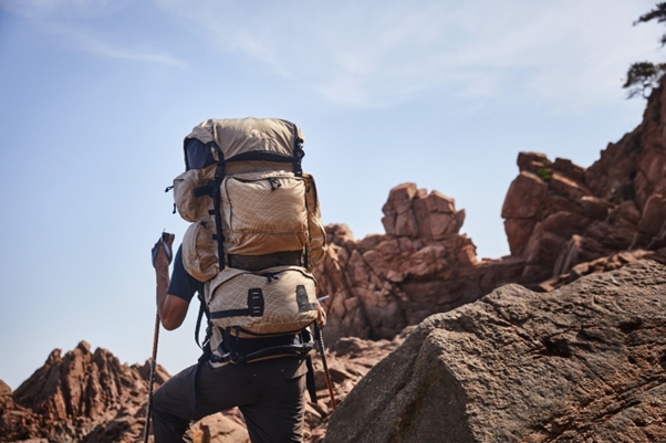 켈티 외장 프레임 백팩 ‘울트라 티오가’ 출시