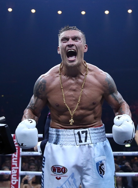 3개기구 헤비급 1차 방어전에 성공한 우시크(인스타그램)