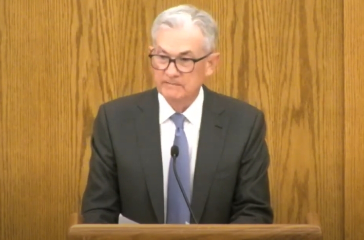 제롬 파월 연준 의장이 2022년 8월 26일(현지시간) 잭슨홀 연설 말미에 "우리는 책무가 완료됐다는 확신이 들 때까지 견뎌낼 것"이라고 말하고 있다. 출처: 캔자스시티 연준 생중계 캡쳐. (글로벌모니터)