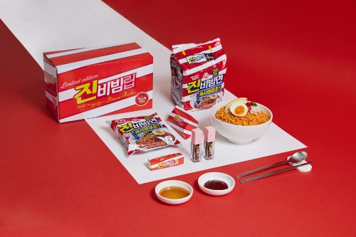 오뚜기 진비빔면 배사매무초 굿즈 '진비빔립' 기획세트