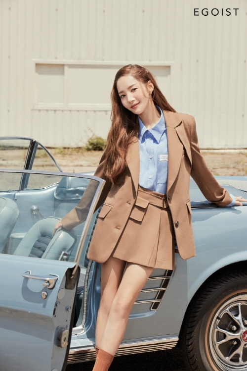 에고이스트(EGOIST), 뮤즈 박민영과 함께한 가을 헤리티지 컬렉션 화보 공개
