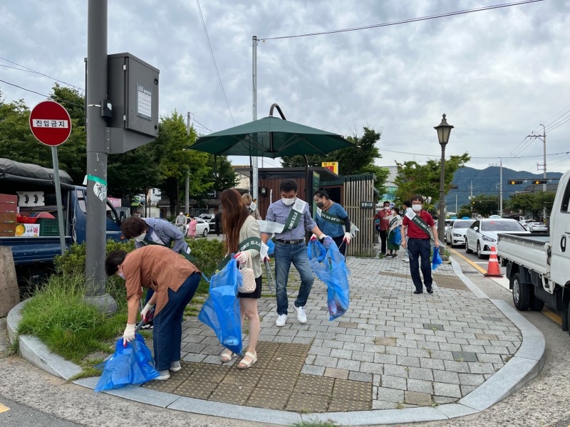 담양군 창평면 명절맞이 대청소 모습 (사진제공 = 담양군)