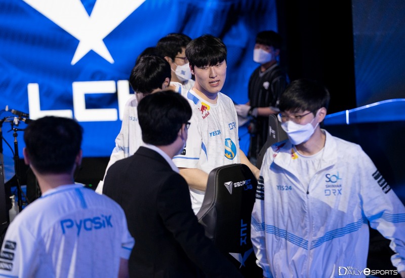 디알엑스.