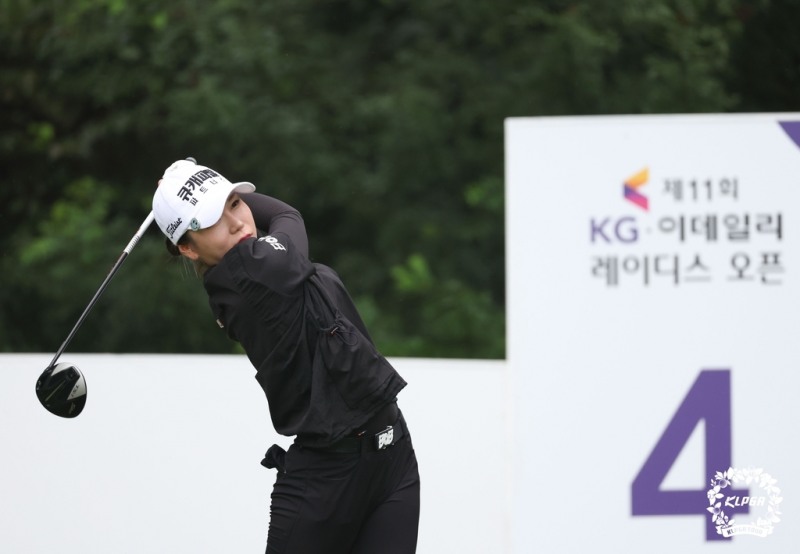 3년차 황정미, KLPGA 투어 65번째 대회에서 생애 첫 연장전 '우승 버디'