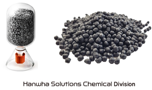 한화솔루션은 ‘EBA(Ethylene Butylacrylate Copolymer)를 적용한 초고압 전력케이블용 반도전 소재 제조 기술’이 22일 산업통상자원부 국가기술표준원이 수여하는 ‘NET(New Excellent Technology) 신기술인증’을 받았다고 밝혔다. 사진은 한화솔루션이 국내 최초로 개발해 신기술인증(NET)을 획득한 초고압  전력케이블용 EBA 반도전 소재의 모습. (사진 = 한화솔루션 제공)