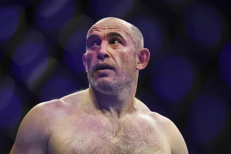 '할아버지 전사'올레이닉. 그의 옥타곤은 그래도 계속된다.(사진=UFC)