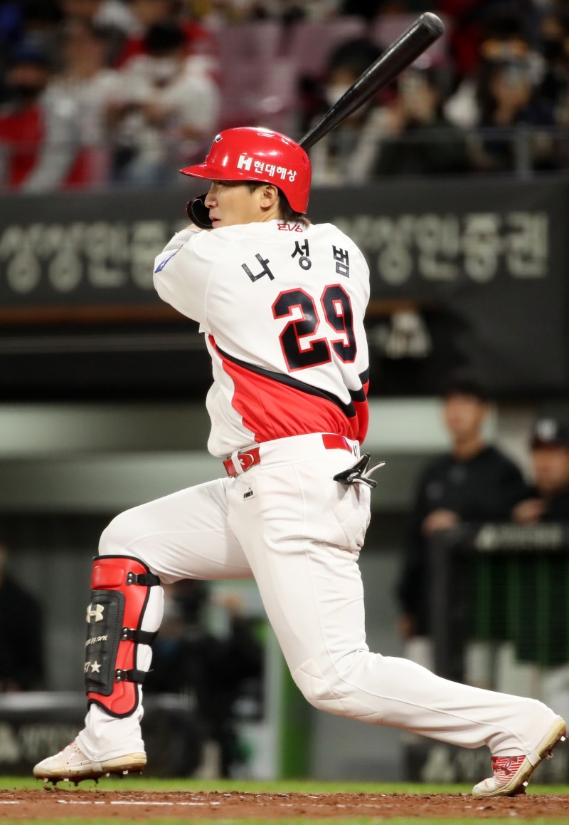 전체적인 투수력에서 뒤지는 KIA가 승리하기 위해서는 나성범을 비롯한 소크라테스, 최형우, 황대인의 타선이 터져 주어야 한다. 올시즌 KIA의 타선을 이끌고 있는 나성범