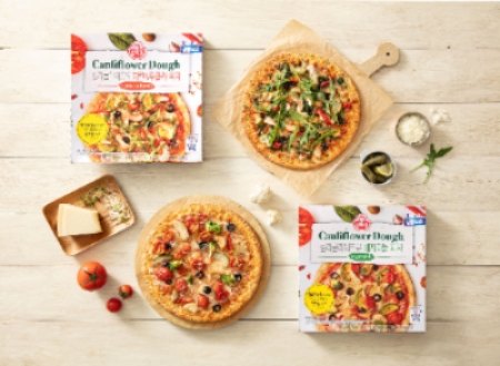 오뚜기 컬리플라워 피자2종(베지터블,치킨루꼴라) 연출컷