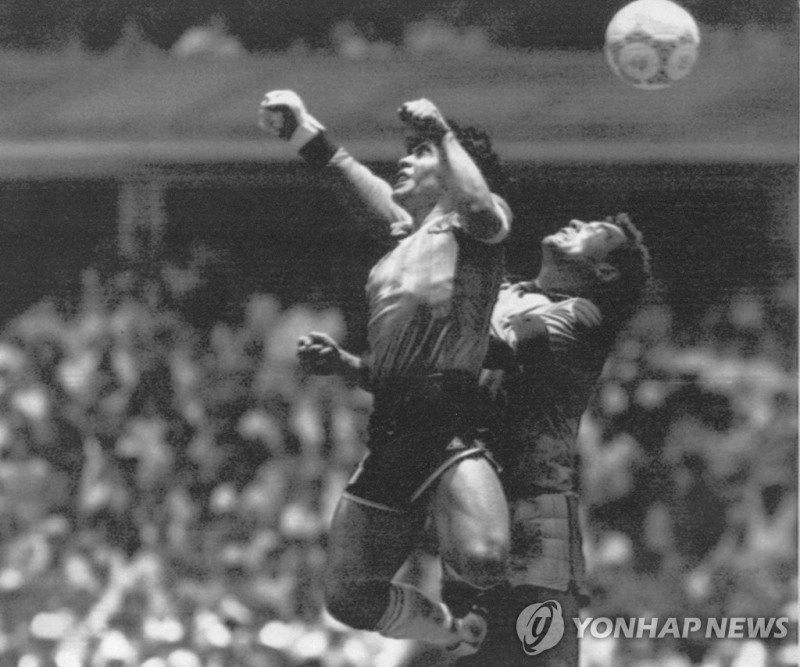 1986년 월드컵에서 득점하는 마라도나[AP=연합뉴스]