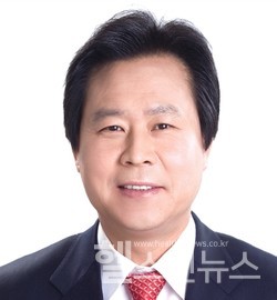 국회보건복지위원회소속강기윤의원(국민의힘)