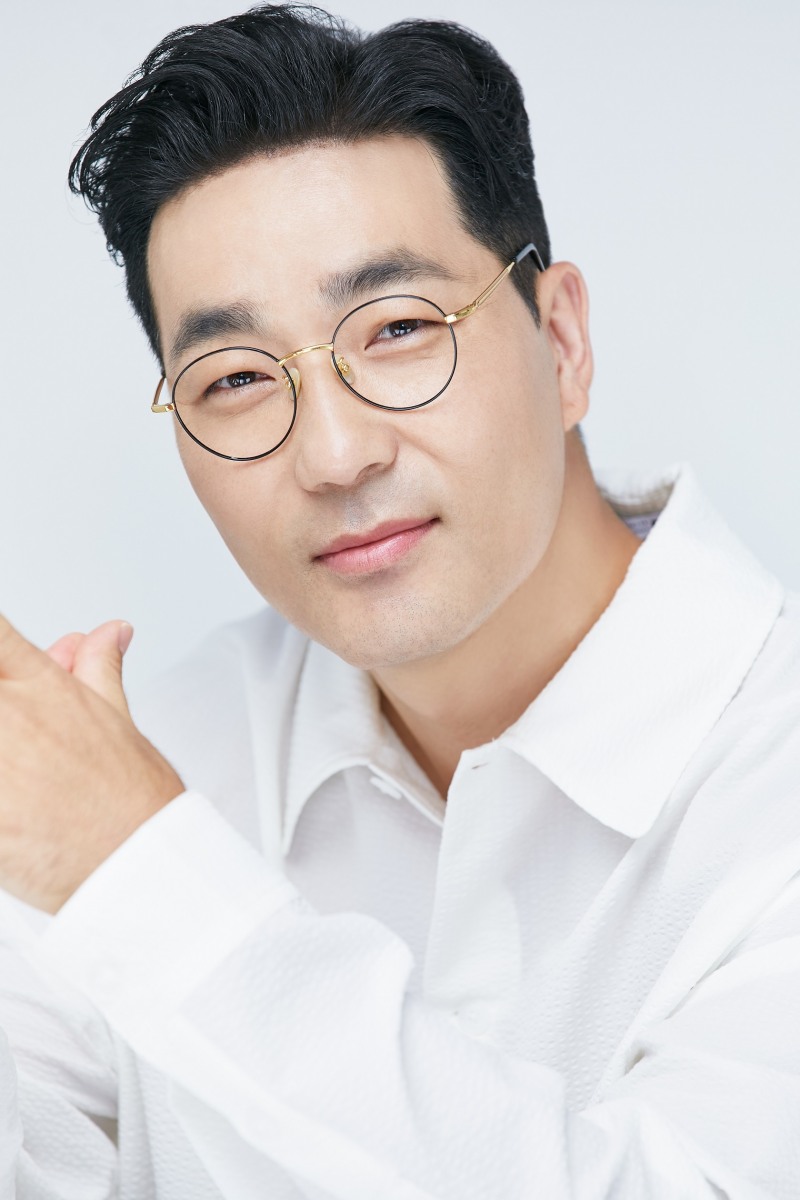 키움 히어로즈, 준PO 1차전에 배우 하도권 시구