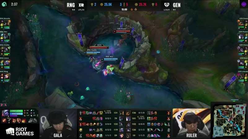 점멸 없이 과감하게 전령 둥지로 들어가 상대의 전령 시도를 방해한 한왕호의 이 움직임을 시작으로 젠지는 다시 흐름을 잡는다(사진=중계 화면 캡처).