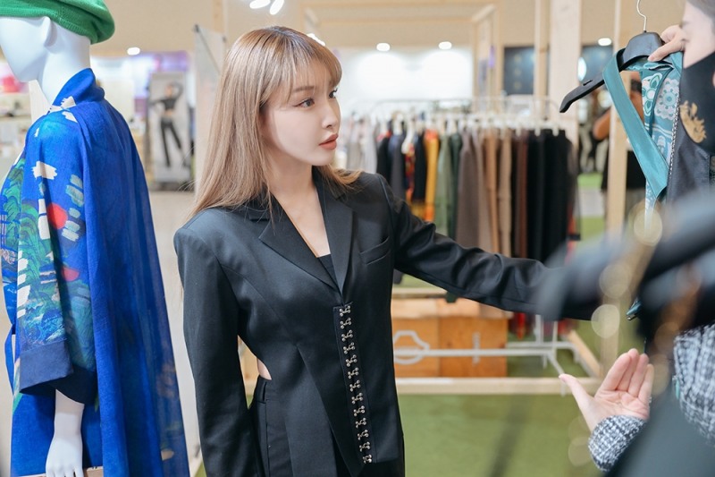 2022 FW 서울패션위크서 CAST 사업 패션 상품 공개