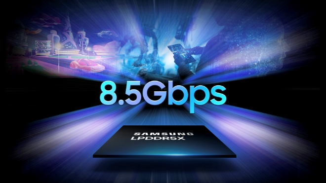 삼성전자는 최신 LPDDR5X D램으로 업계 최고 동작 속도 8.5Gbps를 구현했다고 18일 밝혔다. 사진은 삼성전자의 LPDDR5X D램의 모습. (사진 = 삼성전자 제공)