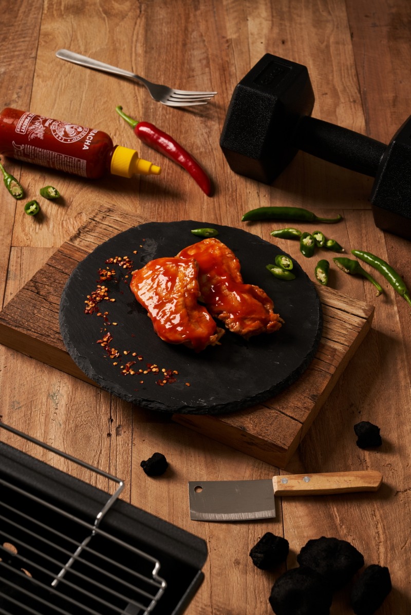 머슬러 푸드 브랜드 ‘닭형’ ‘직화 스리라차 통다리살’ 출시