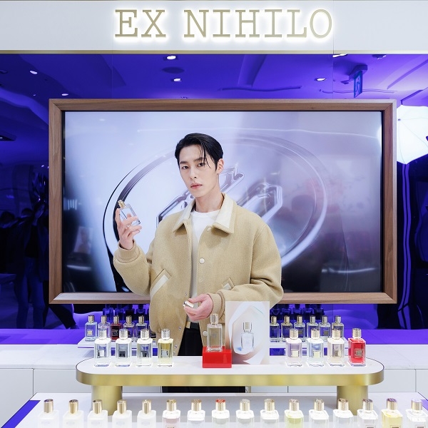 배우 이재욱, 니치 퍼퓸 브랜드 ‘엑스니힐로’ 신규 매장 방문