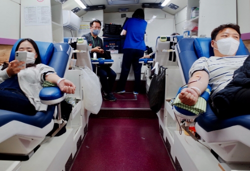 국토안전관리원 임직원 단체 헌혈 모습. /사진제공=관리원