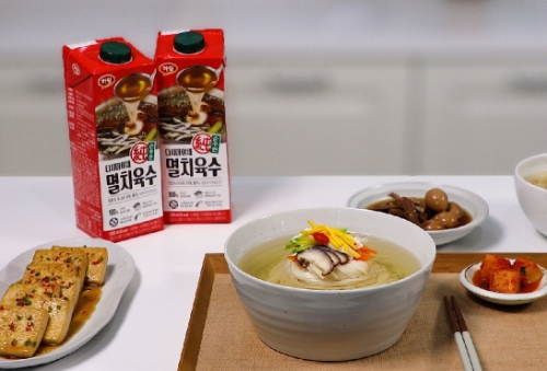 하림의 ‘순수한 다시마야채멸치육수’를 활용한 요리 / 사진 제공 : 하림