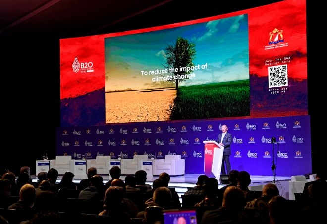 정의선 현대차그룹 회장 B20 서밋에서 기조연설 모습. / 사진 = 현대자동차 그룹 제공