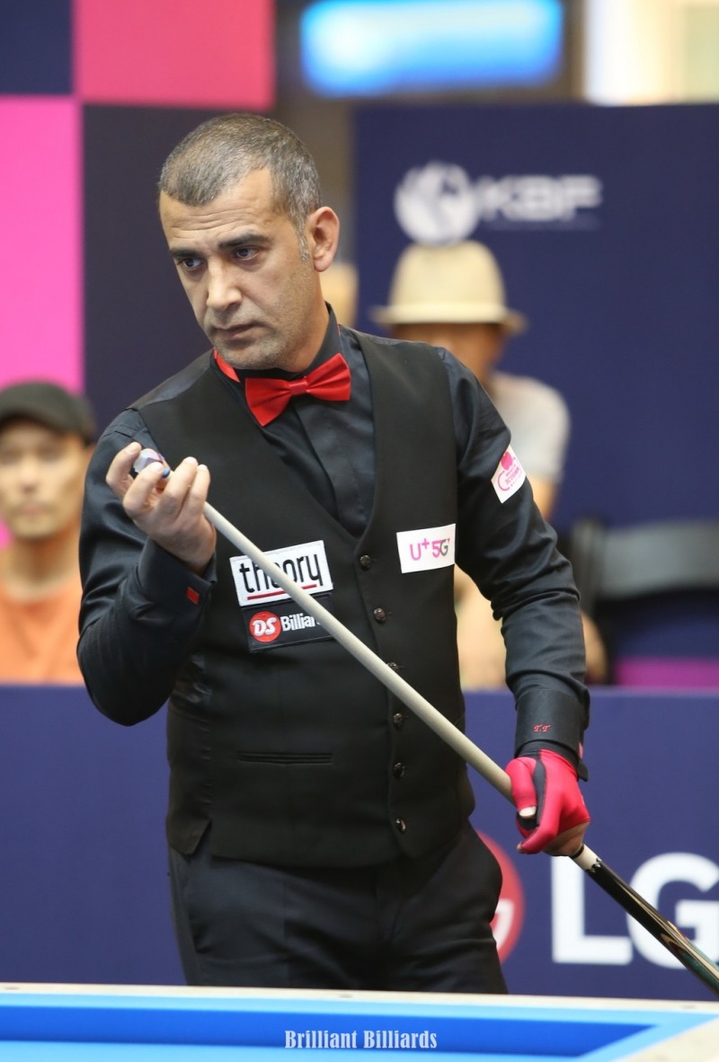 생애 처음 세계선수권을 차지한 타이푼 타스데미르(사진=브릴리언트 빌리아드)