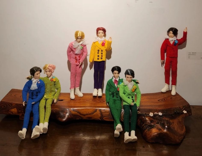 서윤남·윤보민 2인전, Neat Knit 展 '아름다운 연대' 오는 25일까지 나우리아트갤러리에서