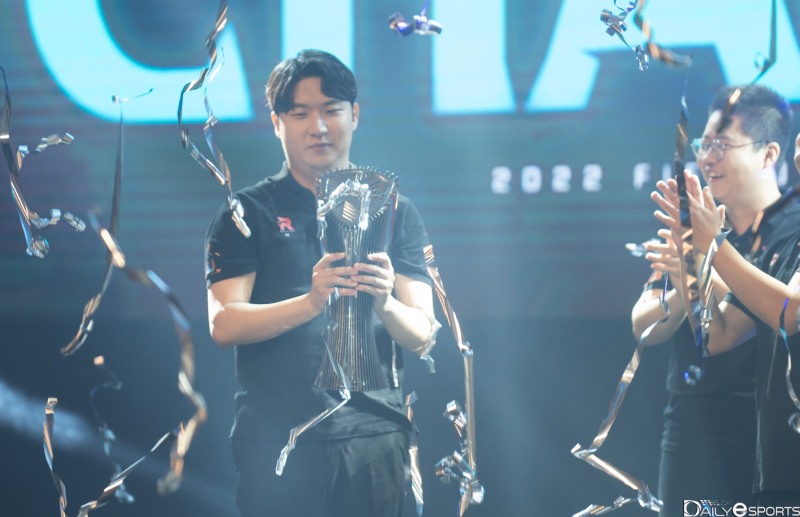 플레이그라운드xkt 롤스터 곽준혁.