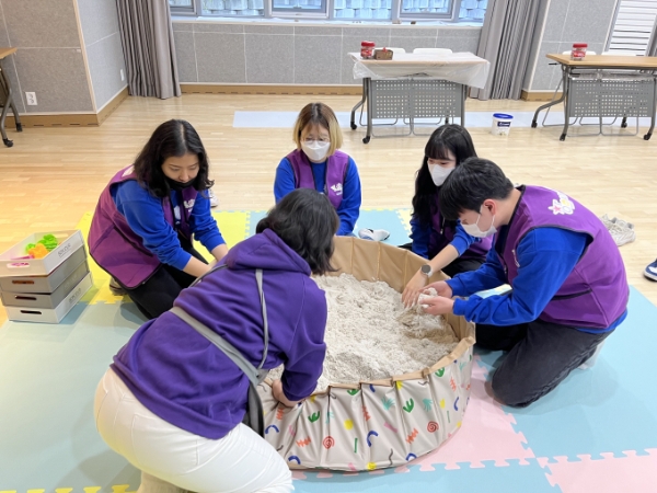 bhc치킨 해바라기 봉사단, 성동구 문화센터 봉사 이미지