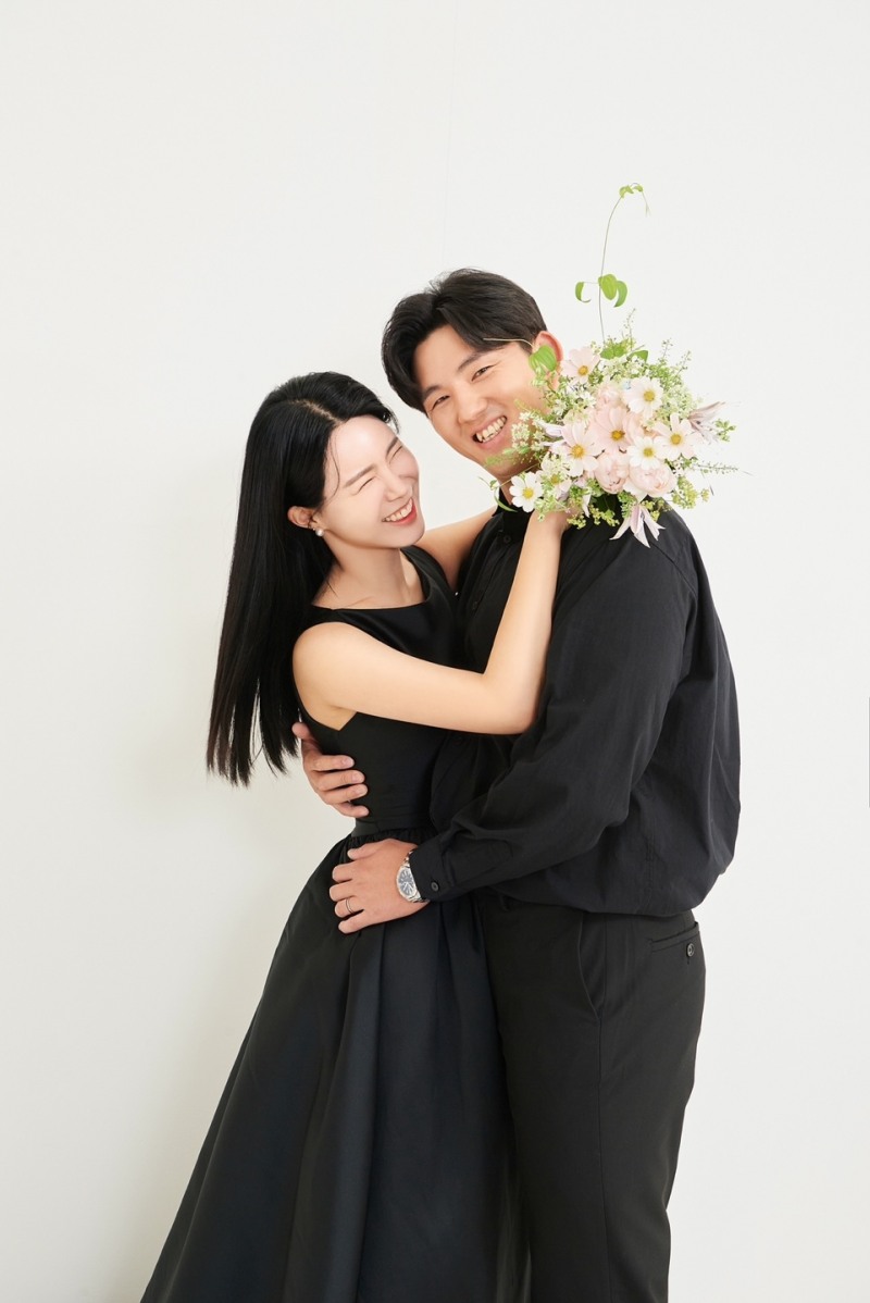 kt위즈 내야수 김병희, 내달 4일 한여정양과 백년가약 맺어