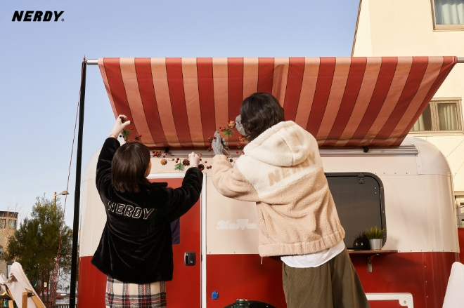 “따뜻한 스타일까지, 겨울캠핑도 힙하게”…널디(NERDY) 윈터 캠핑 컬렉션 공개
