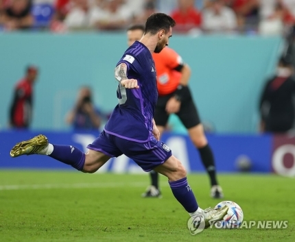 리오넬 메시가 폴란드전에서 페널티를 실축했다.
