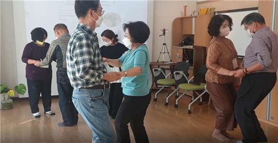 춤으로 젊고 건강하게! 서울시 후원 2022 ‘춤추는 청춘’ 영상 페스티벌