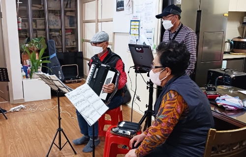 나주시 빛가람동 '찾아가는 작은 음악회' 모습 (사진제공 = 나주시)