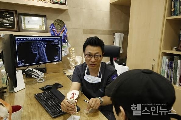 서울시원한통증의학과신재혁원장