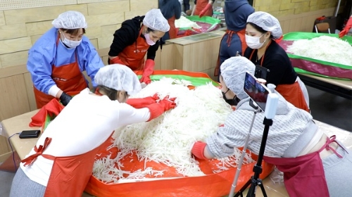 출처- 더이앤엠