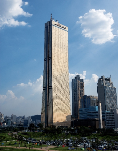 한화생명 63빌딩 전경 / 사진 제공 : 한화생명