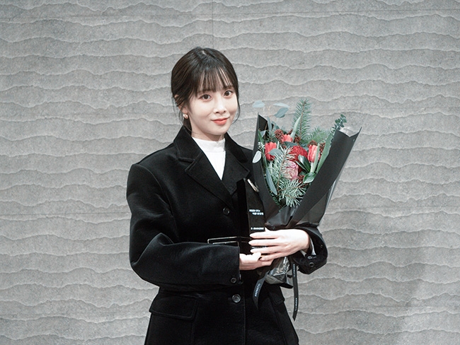 유지애X이승찬X이서연, 인기상과 최우수 남녀 모델상 수상