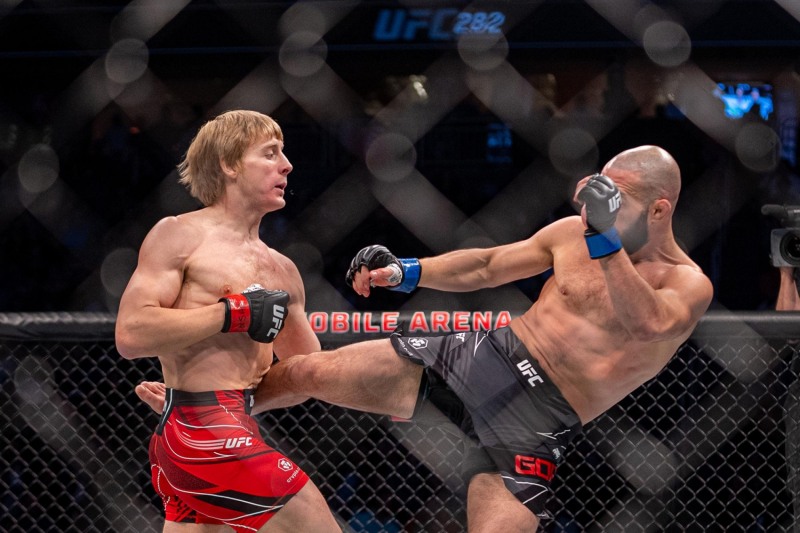 문제의 핌블릿(왼쪽)-고든전. 승패가 바뀌었다는 소리를 등었다.(사진=UFC)