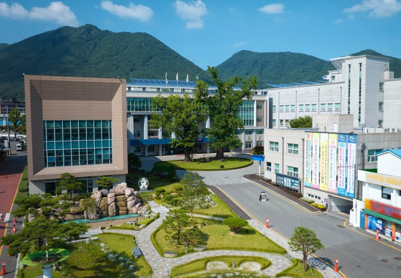 화순군청사 전경 (사진제공 = 화순군)