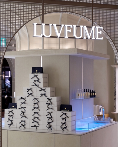 러퓸, 첫 단독 매장 오픈...소비자 접점 넓혀