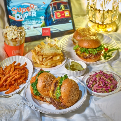 슈퍼두퍼 강남점 대표 메뉴 / 사진 제공 = bhc그룹