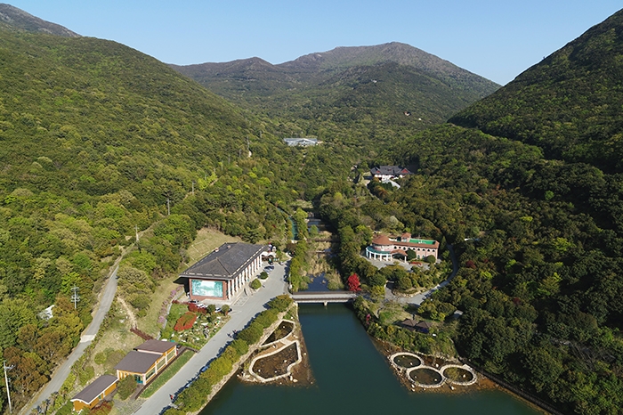 완도 남파랑길 88코스 중 완도수목원 전경 (사진제공 = 완도군)