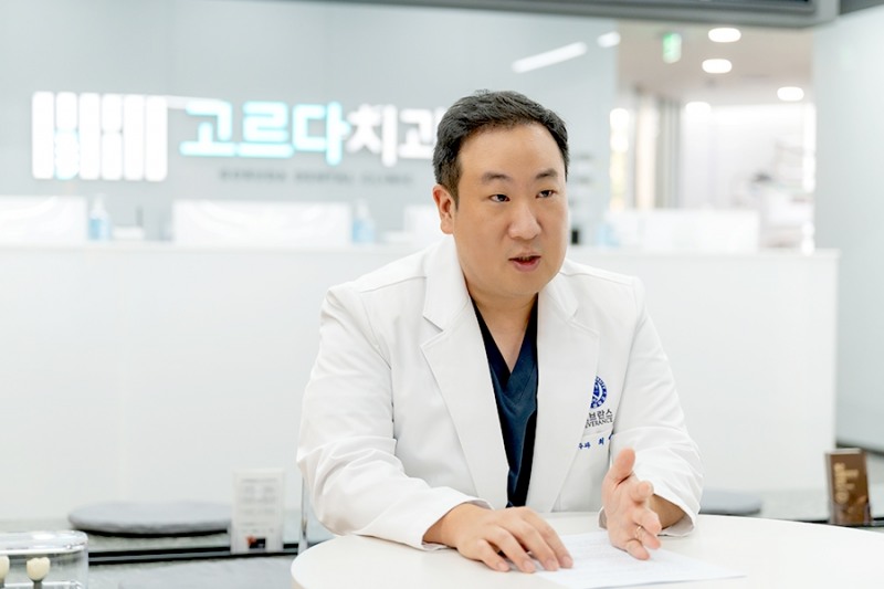 임플란트, 부작용 줄이고 수술 안전성 높이려면?
