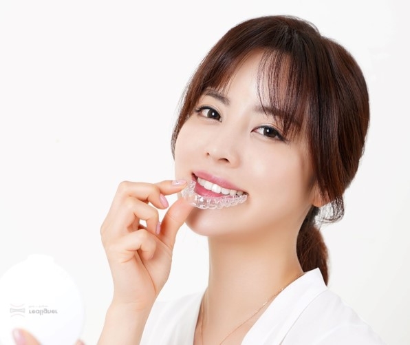 리얼라이너, AI 치아 투명교정 솔루션 선보여