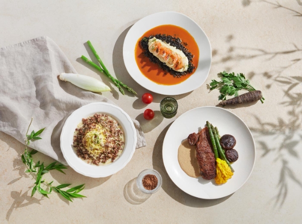 워커힐의 파인다이닝을 집에서도 쉽게 재현할 수 있는 ‘워커힐 고메 프리미엄 밀키트’/ 사진 제공 : 워커힐