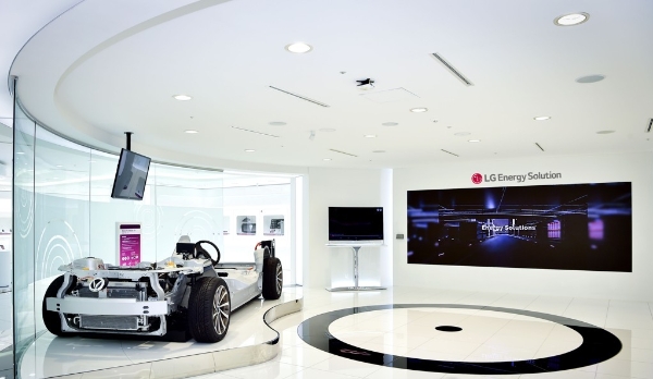 LG에너지솔루션 대전연구원 쇼룸/ 연합뉴스