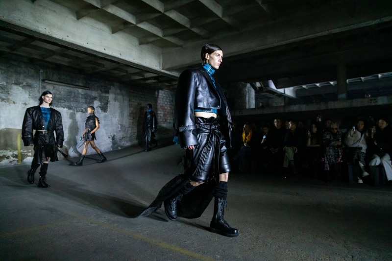 송지오, 파리패션위크서 23FW 컬렉션 '리플렉션' 쇼 펼쳐