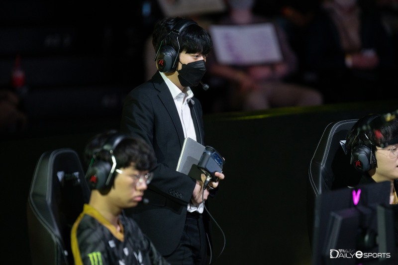 사진='스코어' 고동빈 젠지 감독.