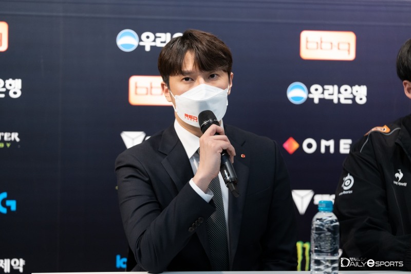 농심 레드포스 '아이린' 허영철 감독.