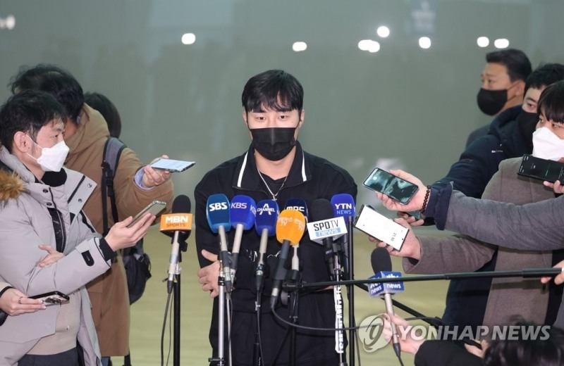 인터뷰하는 김하성